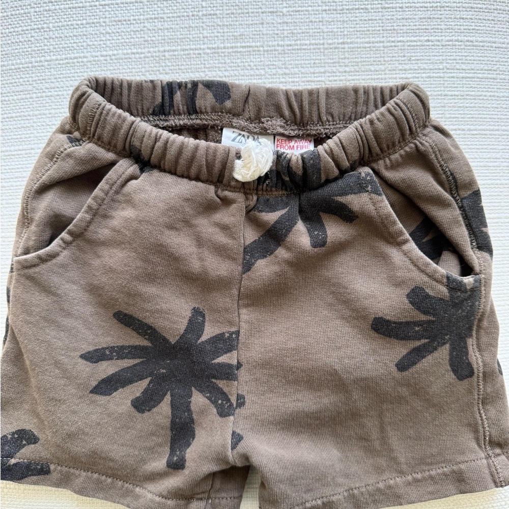 Zara Kids Tan Palm Print Shorts